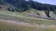 Archiv Foto Webcam Kanzelhöhe: Schirmbar und Sonnenarena 09:00