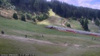Archiv Foto Webcam Kanzelhöhe: Schirmbar und Sonnenarena 11:00