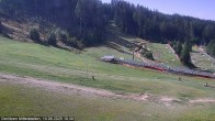 Archiv Foto Webcam Kanzelhöhe: Schirmbar und Sonnenarena 09:00