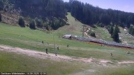 Archiv Foto Webcam Kanzelhöhe: Schirmbar und Sonnenarena 11:00