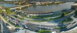 Archiv Foto Webcam Linz: Donaulände und Nibelungenbrücke 06:00