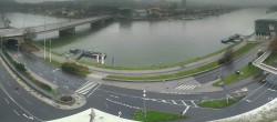 Archived image Webcam Linz: Generali building at the Danube 07:00