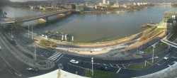 Archived image Webcam Linz: Generali building at the Danube 13:00