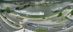 Archiv Foto Webcam Linz: Donaulände und Nibelungenbrücke 18:00