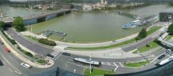 Archiv Foto Webcam Linz: Donaulände und Nibelungenbrücke 11:00