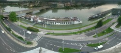Archiv Foto Webcam Linz: Donaulände und Nibelungenbrücke 06:00