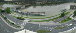Archiv Foto Webcam Linz: Donaulände und Nibelungenbrücke 05:00