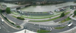 Archiv Foto Webcam Linz: Donaulände und Nibelungenbrücke 13:00