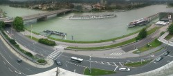 Archived image Webcam Linz: Generali building at the Danube 15:00