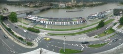 Archiv Foto Webcam Linz: Donaulände und Nibelungenbrücke 11:00