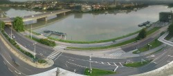 Archiv Foto Webcam Linz: Donaulände und Nibelungenbrücke 06:00