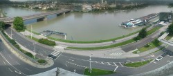 Archiv Foto Webcam Linz: Donaulände und Nibelungenbrücke 09:00