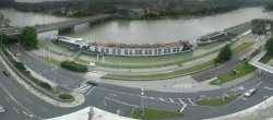 Archiv Foto Webcam Linz: Donaulände und Nibelungenbrücke 11:00