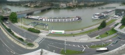 Archiv Foto Webcam Linz: Donaulände und Nibelungenbrücke 12:00