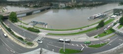 Archiv Foto Webcam Linz: Donaulände und Nibelungenbrücke 11:00
