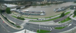 Archiv Foto Webcam Linz: Donaulände und Nibelungenbrücke 09:00