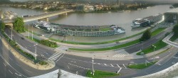 Archived image Webcam Linz: Generali building at the Danube 06:00