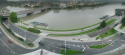 Archiv Foto Webcam Linz: Donaulände und Nibelungenbrücke 09:00