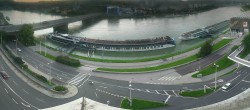 Archiv Foto Webcam Linz: Donaulände und Nibelungenbrücke 19:00