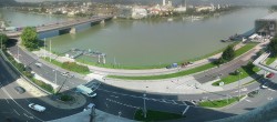 Archived image Webcam Linz: Generali building at the Danube 09:00
