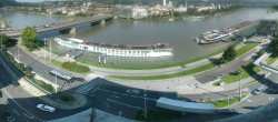 Archiv Foto Webcam Linz: Donaulände und Nibelungenbrücke 09:00