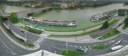 Archiv Foto Webcam Linz: Donaulände und Nibelungenbrücke 07:00