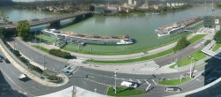 Archiv Foto Webcam Linz: Donaulände und Nibelungenbrücke 13:00