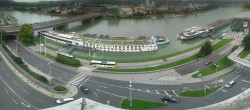 Archiv Foto Webcam Linz: Donaulände und Nibelungenbrücke 07:00