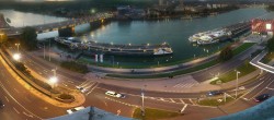 Archived image Webcam Linz: Generali building at the Danube 17:00