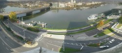 Archiv Foto Webcam Linz: Donaulände und Nibelungenbrücke 09:00
