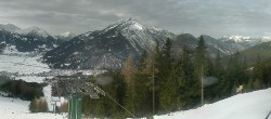 Archived image Webcam 3-chair lift Wettersteinbahnen Ehrwald 11:00