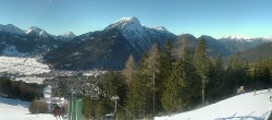 Archived image Webcam 3-chair lift Wettersteinbahnen Ehrwald 13:00