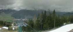 Archived image Webcam 3-chair lift Wettersteinbahnen Ehrwald 11:00
