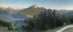 Archived image Webcam 3-chair lift Wettersteinbahnen Ehrwald 06:00