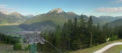 Archived image Webcam 3-chair lift Wettersteinbahnen Ehrwald 07:00