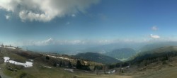 Archiv Foto Webcam Gerlitzen: Hotel / Gasthof Pacheiner 09:00