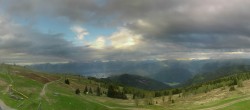 Archiv Foto Webcam Gerlitzen: Hotel / Gasthof Pacheiner 05:00