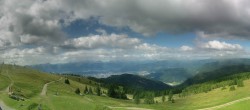 Archiv Foto Webcam Gerlitzen: Hotel / Gasthof Pacheiner 09:00