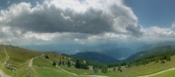 Archiv Foto Webcam Gerlitzen: Hotel / Gasthof Pacheiner 13:00