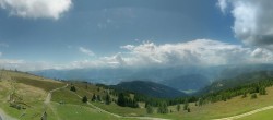 Archiv Foto Webcam Gerlitzen: Hotel / Gasthof Pacheiner 13:00