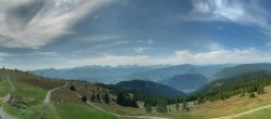 Archiv Foto Webcam Gerlitzen: Hotel / Gasthof Pacheiner 10:00