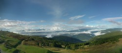 Archived image Webcam Mountain inn / hotel Pacheiner (Gerlitzen) 05:00