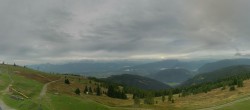 Archiv Foto Webcam Gerlitzen: Hotel / Gasthof Pacheiner 09:00