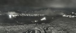 Archiv Foto Webcam Aussichtsturm Pyramidenkogel - Blick auf den Wörthersee 23:00