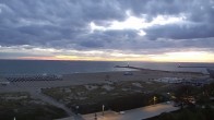 Archived image Webcam Warnemünde: Beach Hotel Hübner 03:00