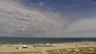 Archived image Webcam Warnemünde: Beach Hotel Hübner 11:00