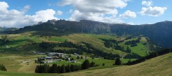 Archiv Foto Webcam Seiser Alm 15:00