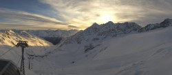 Archived image Webcam Rettenbach Glacier Sölden 05:00