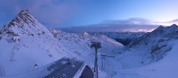 Archiv Foto Webcam Schwarze Schneid / Rettenbachgletscher 06:00