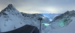 Archiv Foto Webcam Schwarze Schneid / Rettenbachgletscher 17:00